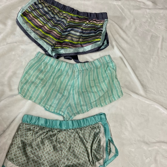 3 Vintage Victorias Secret Striped and Floral Pajama Shorts - Picture 6 of 9